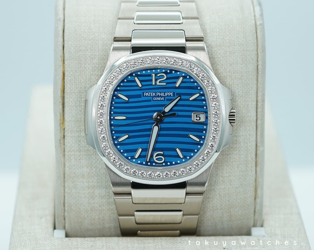 FSOT:BNIB Patek PHILIPPE NAUTILUS 7010/1G WHITE GOLD LIGHT BLUE DIAL DIAMOND 2025 FULL SET