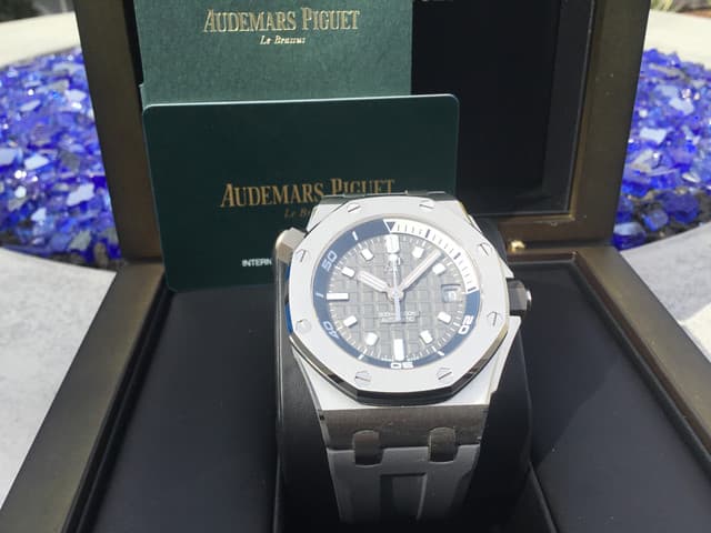 FS: AP ROOS Diver 15720ST.OO.A009CA.01 & Rubens Barrichello II 26078IO.OO.D001VS.01