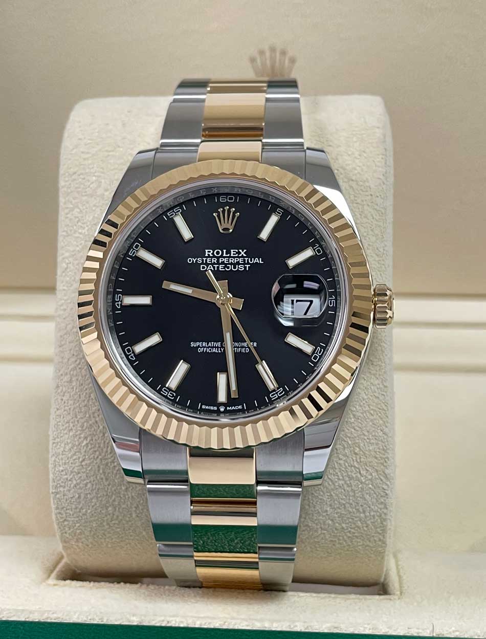 FS: Rolex Datejust 41 SS/18K Yellow Gold Black 126333 Oyster