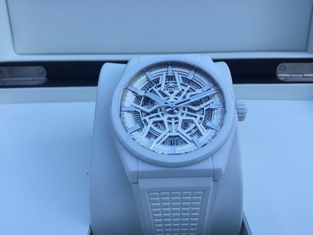 FS: ZENITH DEFY SKELETON WHITE CERAMIC 49.9002.670/01.R792