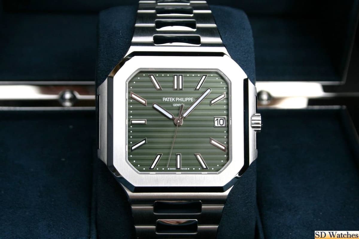 FS: PATEK PHILIPPE 5821/1A-001 CUBITUS GREEN DIAL