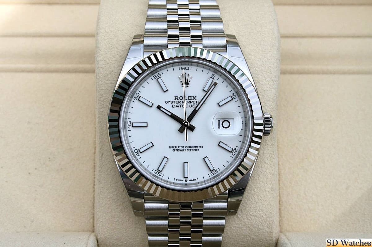 FS: ROLEX 126334 DATEJUST 41MM WATCH WHITE DIAL NIB